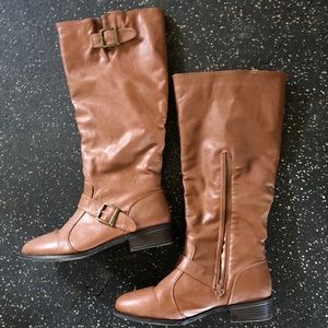 Riding boots